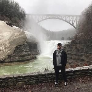 Meet your Posher, Caleb